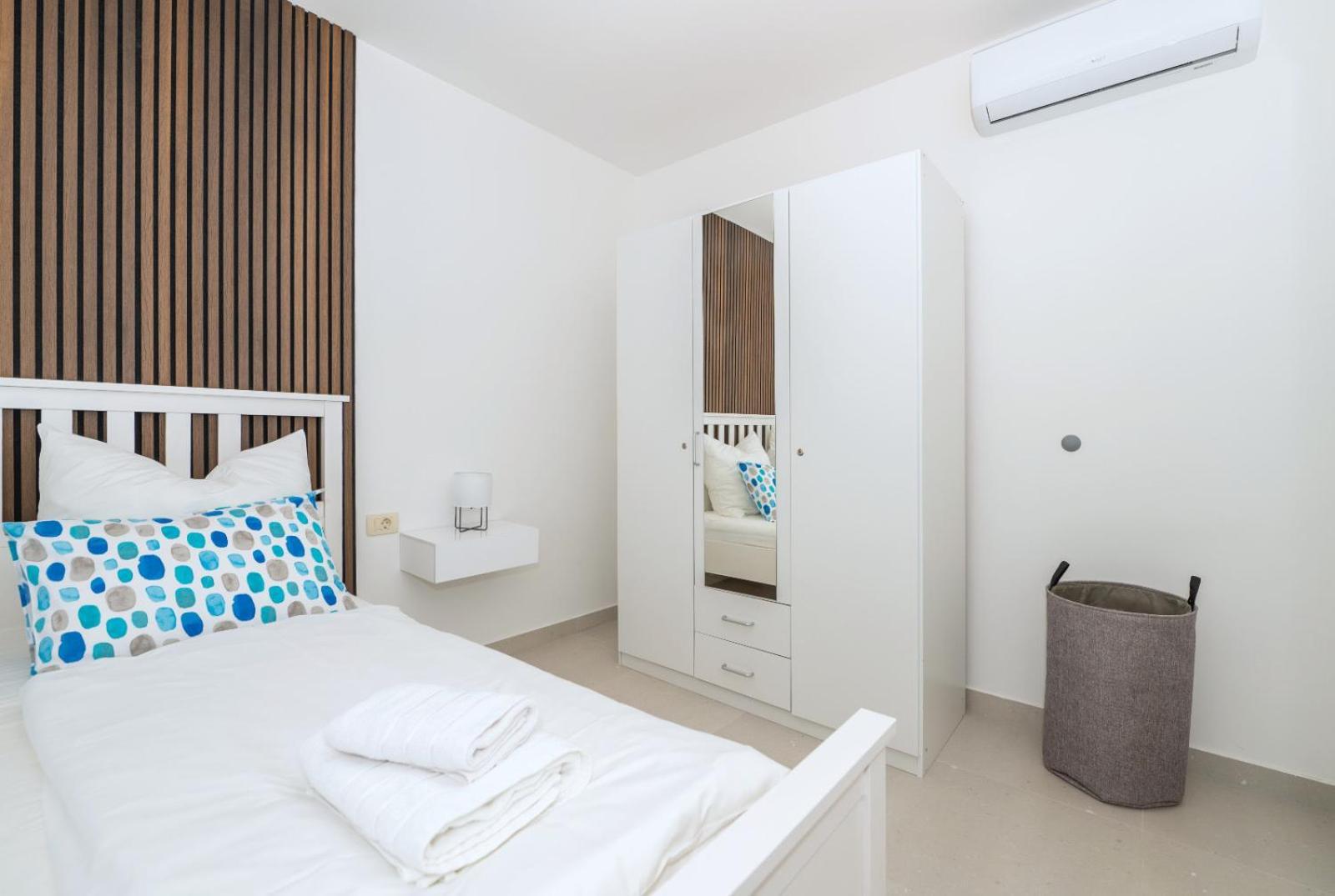 Apartment Filou Макарска Екстериор снимка
