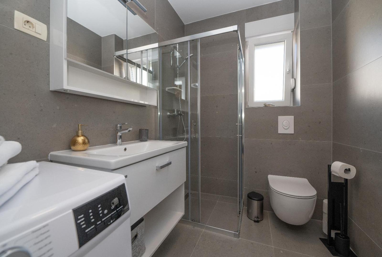 Apartment Filou Макарска Екстериор снимка